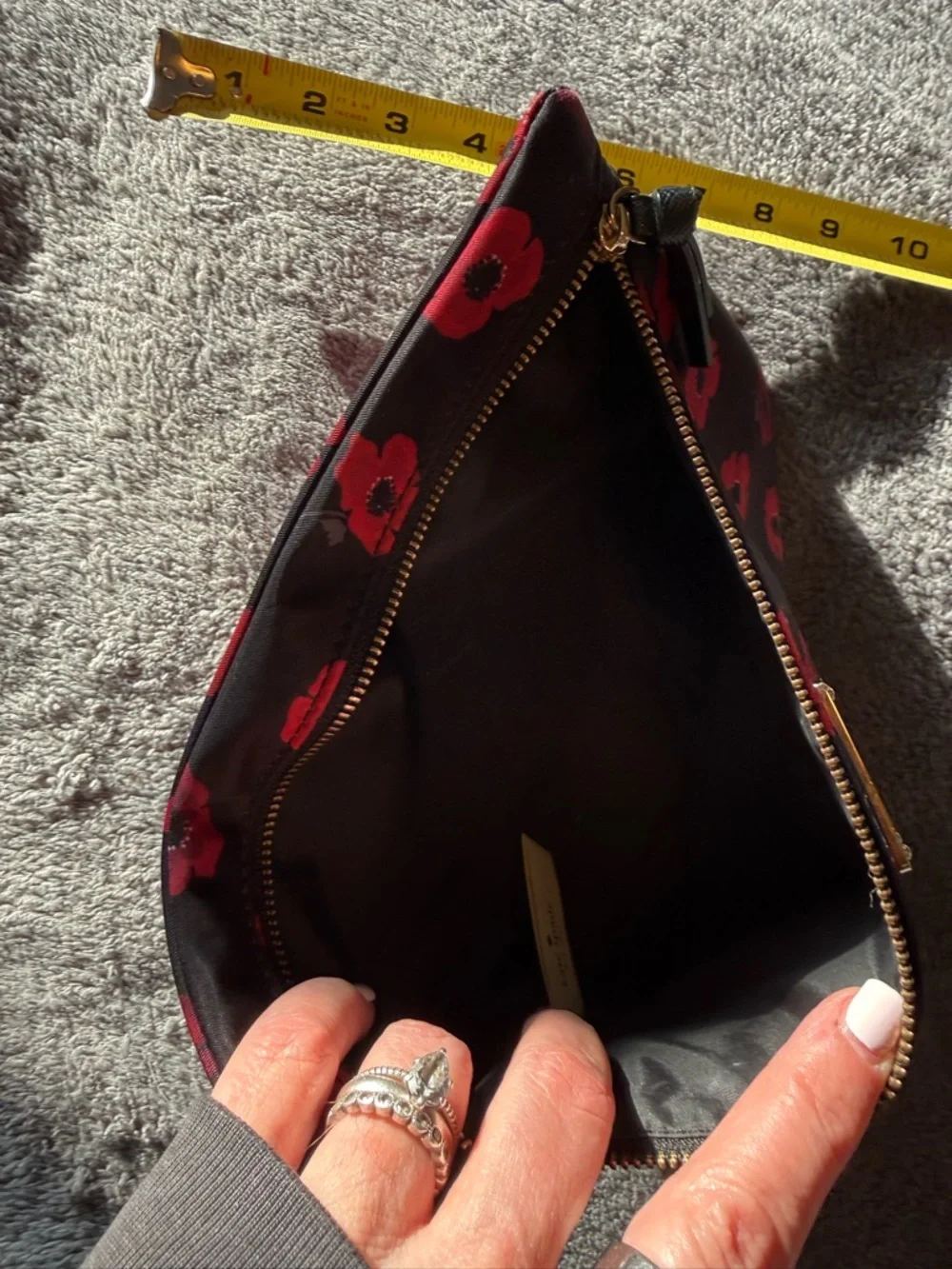 kate spade Wilson Road Mini Poppy black large Drewe pouch